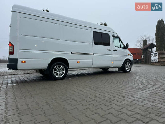 Белый Мерседес Sprinter, объемом двигателя 2.15 л и пробегом 850 тыс. км за 10500 $, фото 6 на Automoto.ua