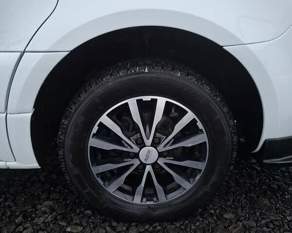 Білий Мерседес Sprinter, об'ємом двигуна 1.9 л та пробігом 265 тис. км за 42000 $, фото 4 на Automoto.ua