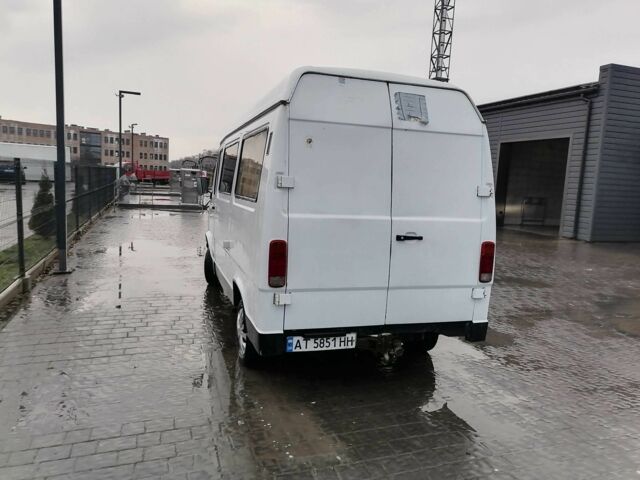 Білий Мерседес Sprinter, об'ємом двигуна 2.3 л та пробігом 559 тис. км за 2850 $, фото 21 на Automoto.ua