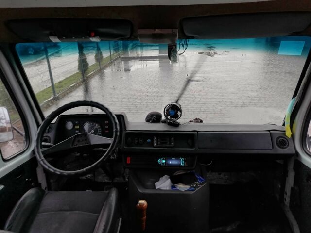 Білий Мерседес Sprinter, об'ємом двигуна 2.3 л та пробігом 559 тис. км за 2850 $, фото 6 на Automoto.ua