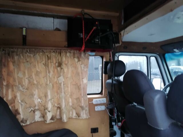 Білий Мерседес Sprinter, об'ємом двигуна 2.3 л та пробігом 559 тис. км за 2850 $, фото 13 на Automoto.ua