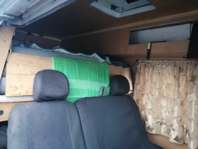 Білий Мерседес Sprinter, об'ємом двигуна 2.3 л та пробігом 559 тис. км за 2850 $, фото 4 на Automoto.ua