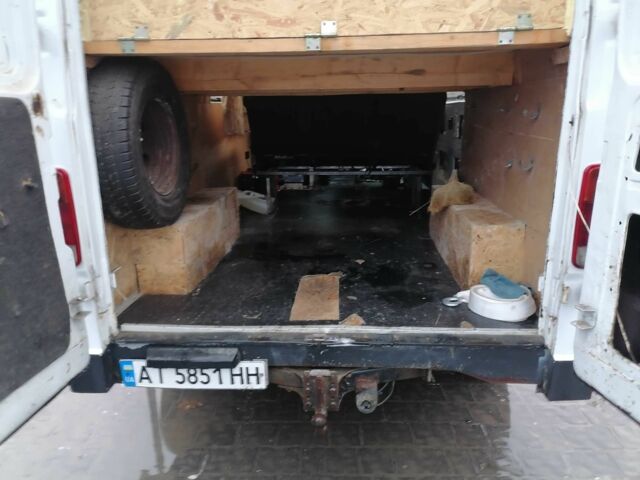 Білий Мерседес Sprinter, об'ємом двигуна 2.3 л та пробігом 559 тис. км за 2850 $, фото 2 на Automoto.ua