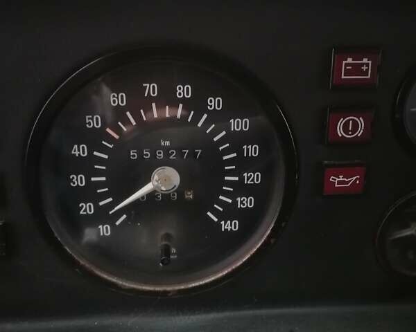 Белый Мерседес Sprinter, объемом двигателя 2.3 л и пробегом 559 тыс. км за 2850 $, фото 8 на Automoto.ua