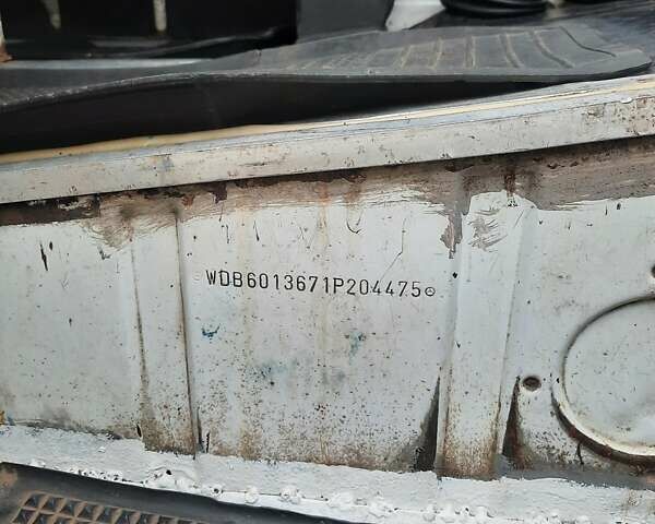 Білий Мерседес Sprinter, об'ємом двигуна 2.3 л та пробігом 500 тис. км за 2000 $, фото 5 на Automoto.ua