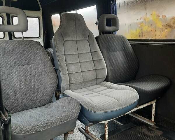 Білий Мерседес Sprinter, об'ємом двигуна 2.3 л та пробігом 500 тис. км за 2000 $, фото 6 на Automoto.ua