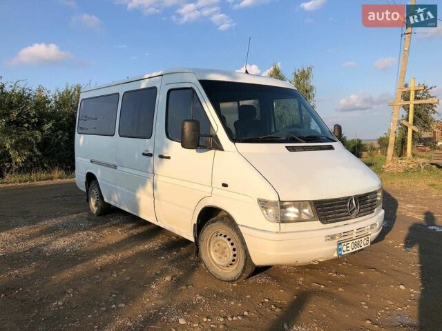 Белый Мерседес Sprinter, объемом двигателя 2.3 л и пробегом 400 тыс. км за 3612 $, фото 1 на Automoto.ua