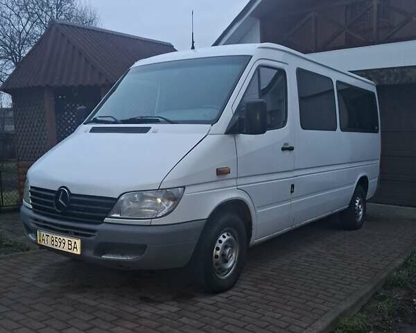 Белый Мерседес Sprinter, объемом двигателя 2.9 л и пробегом 445 тыс. км за 6800 $, фото 7 на Automoto.ua