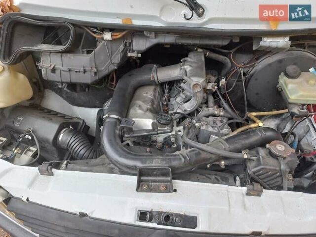 Білий Мерседес Sprinter, об'ємом двигуна 2.3 л та пробігом 356 тис. км за 6000 $, фото 2 на Automoto.ua
