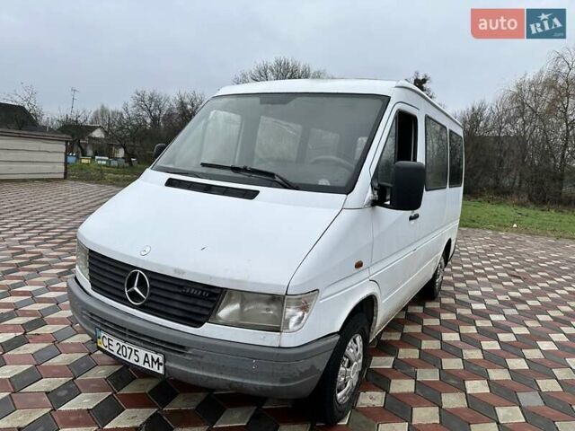 Білий Мерседес Sprinter, об'ємом двигуна 2.3 л та пробігом 550 тис. км за 2700 $, фото 1 на Automoto.ua