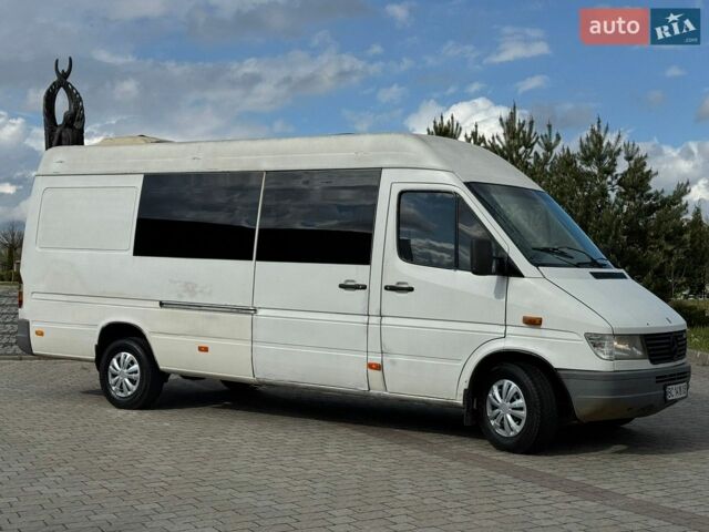 Белый Мерседес Sprinter, объемом двигателя 2.87 л и пробегом 280 тыс. км за 6350 $, фото 2 на Automoto.ua