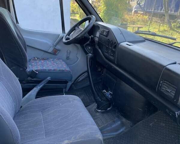 Білий Мерседес Sprinter, об'ємом двигуна 2.2 л та пробігом 540 тис. км за 3500 $, фото 6 на Automoto.ua