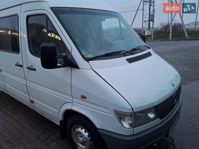 Белый Мерседес Sprinter, объемом двигателя 2.87 л и пробегом 715 тыс. км за 6500 $, фото 7 на Automoto.ua