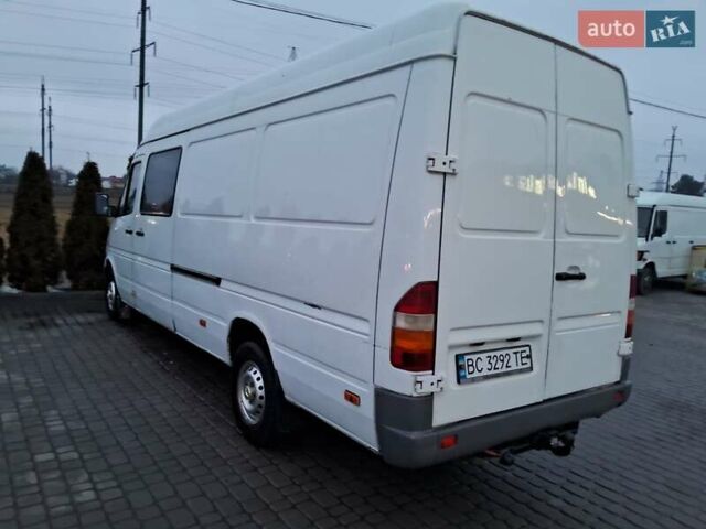 Белый Мерседес Sprinter, объемом двигателя 2.87 л и пробегом 715 тыс. км за 6500 $, фото 2 на Automoto.ua