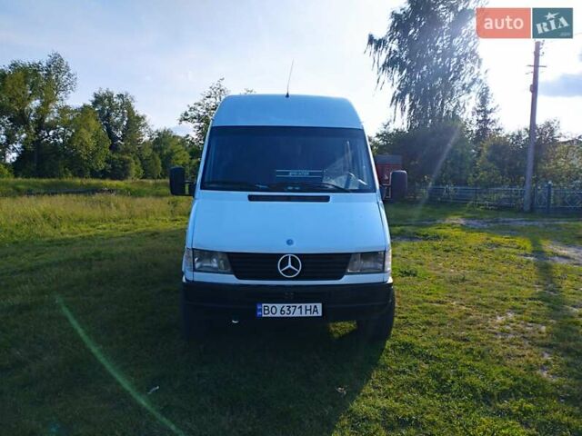 Белый Мерседес Sprinter, объемом двигателя 2.87 л и пробегом 900 тыс. км за 6000 $, фото 4 на Automoto.ua