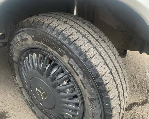 Білий Мерседес Sprinter, об'ємом двигуна 2.9 л та пробігом 800 тис. км за 4500 $, фото 6 на Automoto.ua