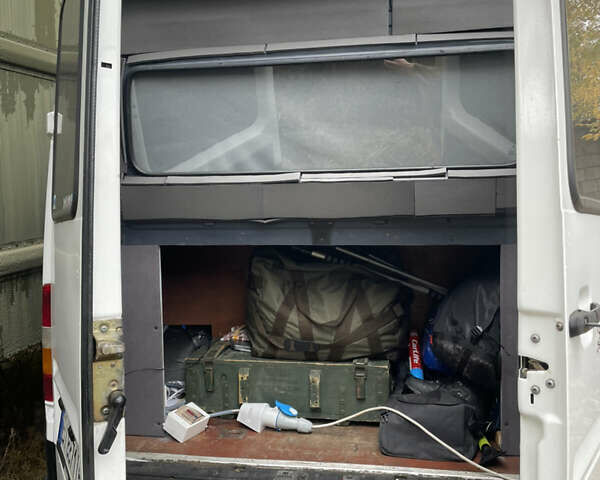 Білий Мерседес Sprinter, об'ємом двигуна 2.87 л та пробігом 431 тис. км за 9000 $, фото 19 на Automoto.ua