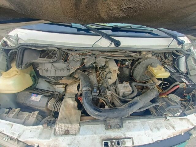 Белый Мерседес Sprinter, объемом двигателя 2.9 л и пробегом 443 тыс. км за 6800 $, фото 13 на Automoto.ua