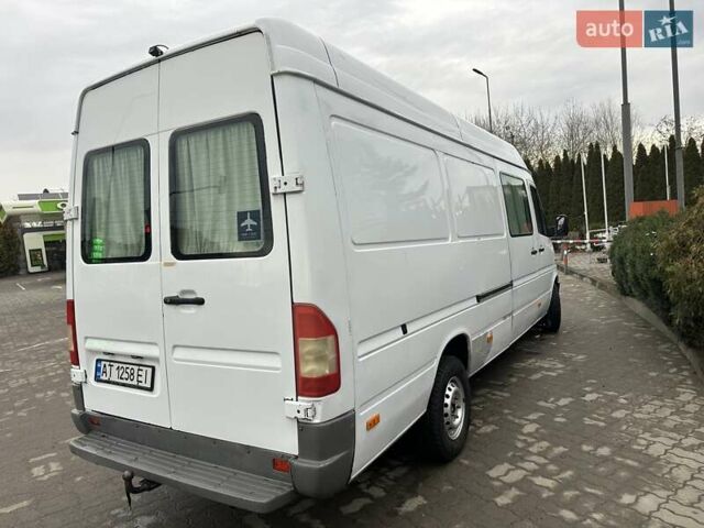 Белый Мерседес Sprinter, объемом двигателя 2.87 л и пробегом 450 тыс. км за 7400 $, фото 1 на Automoto.ua
