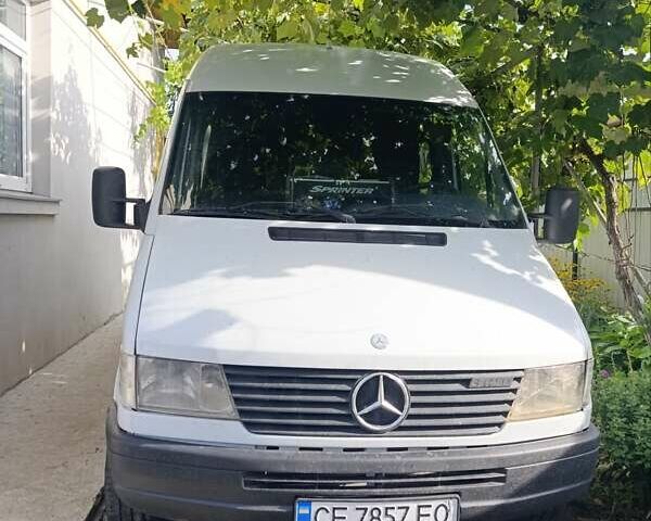 Белый Мерседес Sprinter, объемом двигателя 2.87 л и пробегом 750 тыс. км за 7000 $, фото 1 на Automoto.ua