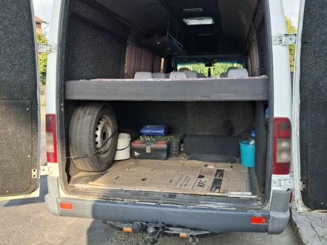 Белый Мерседес Sprinter, объемом двигателя 2.9 л и пробегом 773 тыс. км за 6200 $, фото 2 на Automoto.ua