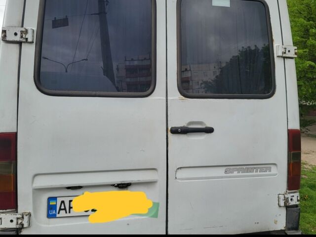 Білий Мерседес Sprinter, об'ємом двигуна 0.29 л та пробігом 495 тис. км за 4900 $, фото 1 на Automoto.ua