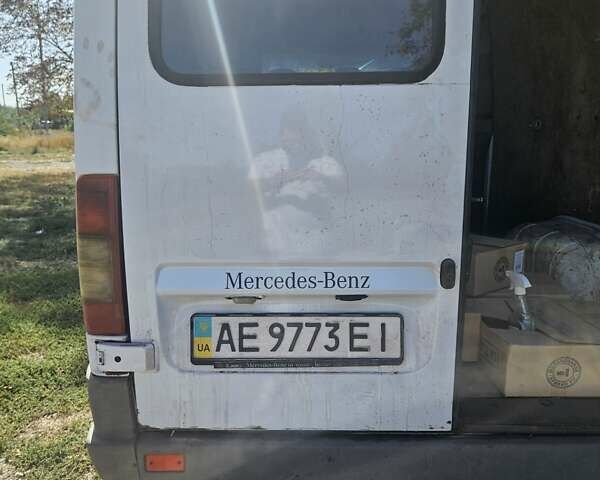 Белый Мерседес Sprinter, объемом двигателя 2.87 л и пробегом 550 тыс. км за 6500 $, фото 7 на Automoto.ua