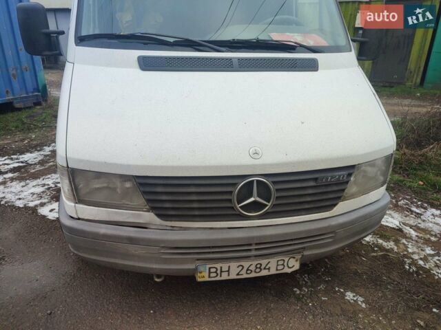Білий Мерседес Sprinter, об'ємом двигуна 2.9 л та пробігом 300 тис. км за 6000 $, фото 4 на Automoto.ua