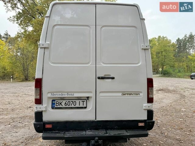 Білий Мерседес Sprinter, об'ємом двигуна 2.9 л та пробігом 578 тис. км за 7500 $, фото 14 на Automoto.ua