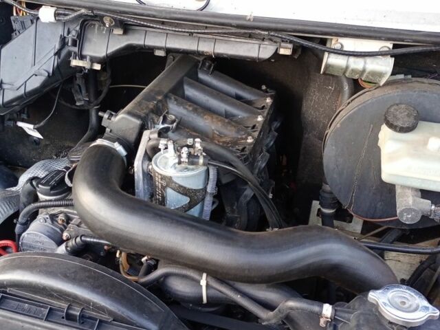 Білий Мерседес Sprinter, об'ємом двигуна 0 л та пробігом 450 тис. км за 6000 $, фото 6 на Automoto.ua