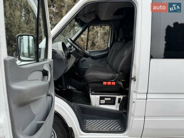 Білий Мерседес Sprinter, об'ємом двигуна 2.2 л та пробігом 400 тис. км за 6999 $, фото 13 на Automoto.ua