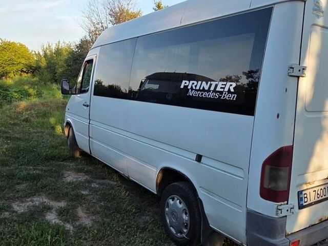 Белый Мерседес Sprinter, объемом двигателя 2.15 л и пробегом 600 тыс. км за 6300 $, фото 8 на Automoto.ua