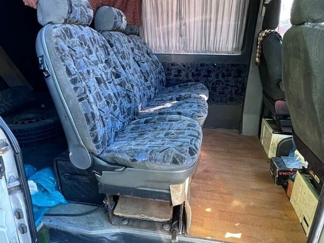 Білий Мерседес Sprinter, об'ємом двигуна 2.15 л та пробігом 580 тис. км за 8000 $, фото 12 на Automoto.ua