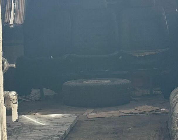 Білий Мерседес Sprinter, об'ємом двигуна 2.15 л та пробігом 888 тис. км за 7000 $, фото 13 на Automoto.ua