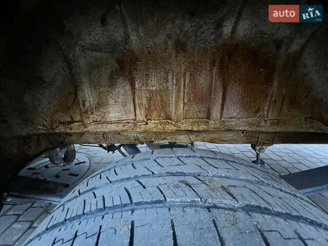 Белый Мерседес Sprinter, объемом двигателя 2.7 л и пробегом 700 тыс. км за 13800 $, фото 14 на Automoto.ua