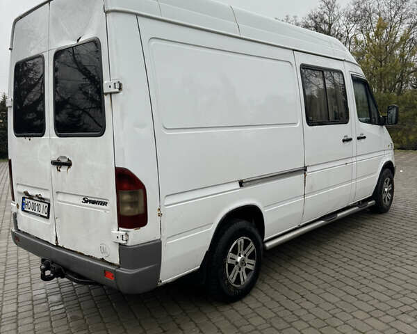 Білий Мерседес Sprinter, об'ємом двигуна 2.15 л та пробігом 200 тис. км за 6500 $, фото 3 на Automoto.ua