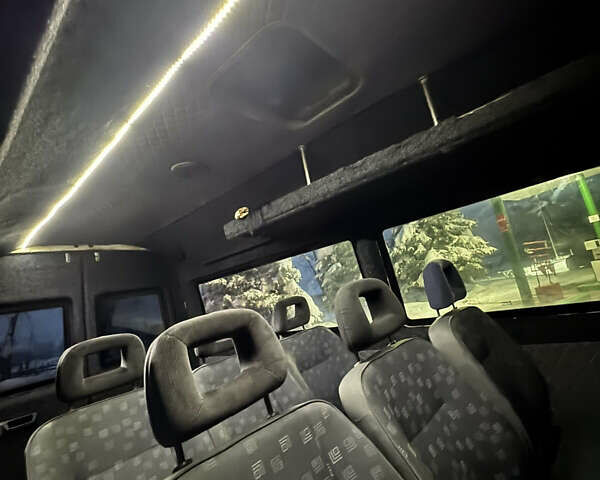 Білий Мерседес Sprinter, об'ємом двигуна 2.15 л та пробігом 640 тис. км за 5800 $, фото 9 на Automoto.ua