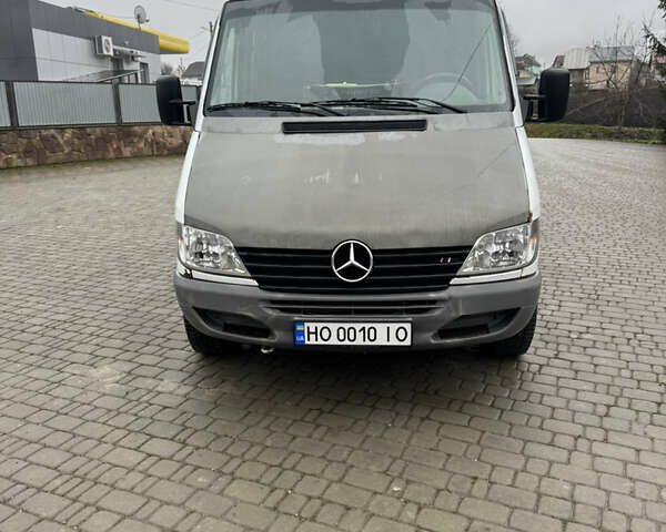 Білий Мерседес Sprinter, об'ємом двигуна 2.15 л та пробігом 200 тис. км за 6500 $, фото 1 на Automoto.ua