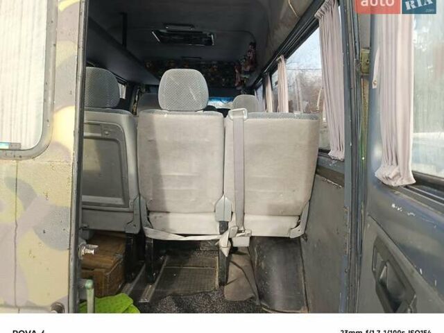 Белый Мерседес Sprinter, объемом двигателя 2.15 л и пробегом 920 тыс. км за 8200 $, фото 3 на Automoto.ua