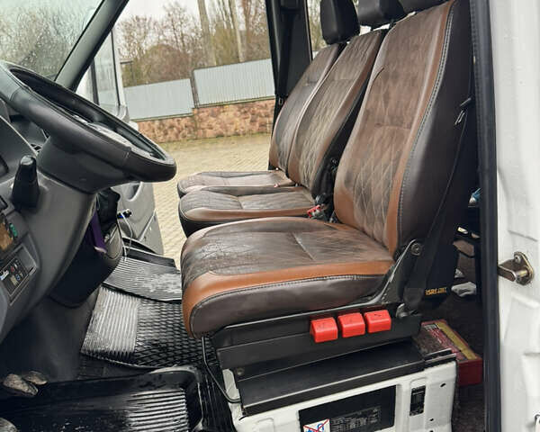 Білий Мерседес Sprinter, об'ємом двигуна 2.15 л та пробігом 200 тис. км за 6500 $, фото 9 на Automoto.ua