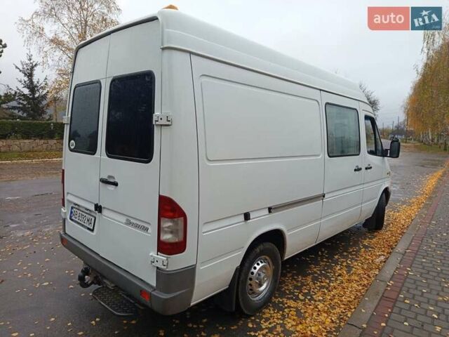Белый Мерседес Sprinter, объемом двигателя 2.2 л и пробегом 465 тыс. км за 9200 $, фото 6 на Automoto.ua