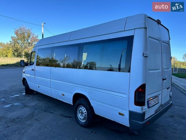 Белый Мерседес Sprinter, объемом двигателя 2.15 л и пробегом 500 тыс. км за 5999 $, фото 6 на Automoto.ua