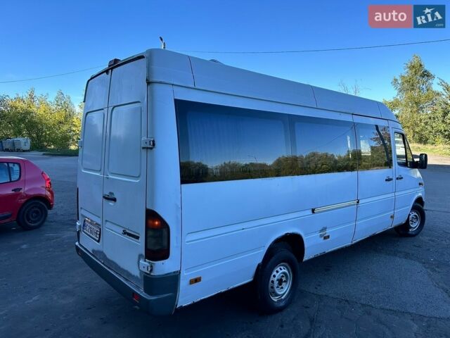 Белый Мерседес Sprinter, объемом двигателя 2.15 л и пробегом 500 тыс. км за 5999 $, фото 8 на Automoto.ua