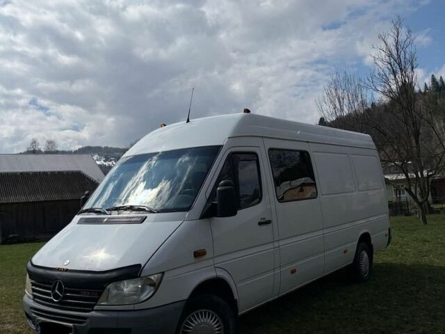 Белый Мерседес Sprinter, объемом двигателя 2.1 л и пробегом 367 тыс. км за 10500 $, фото 9 на Automoto.ua