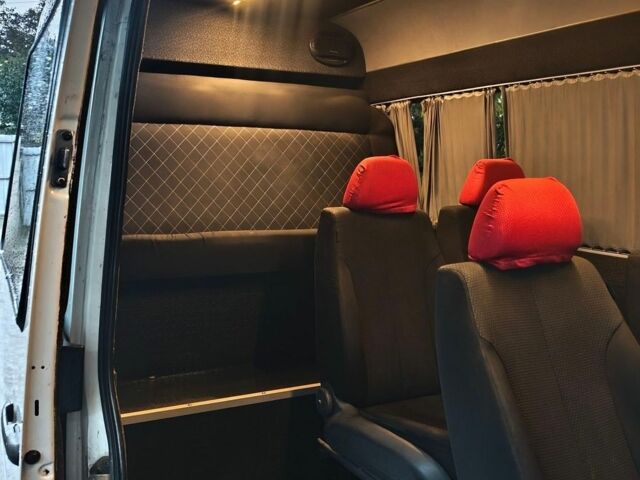 Білий Мерседес Sprinter, об'ємом двигуна 2.2 л та пробігом 100 тис. км за 8500 $, фото 4 на Automoto.ua