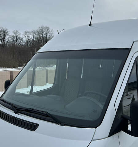 Белый Мерседес Sprinter, объемом двигателя 2.2 л и пробегом 348 тыс. км за 7800 $, фото 37 на Automoto.ua