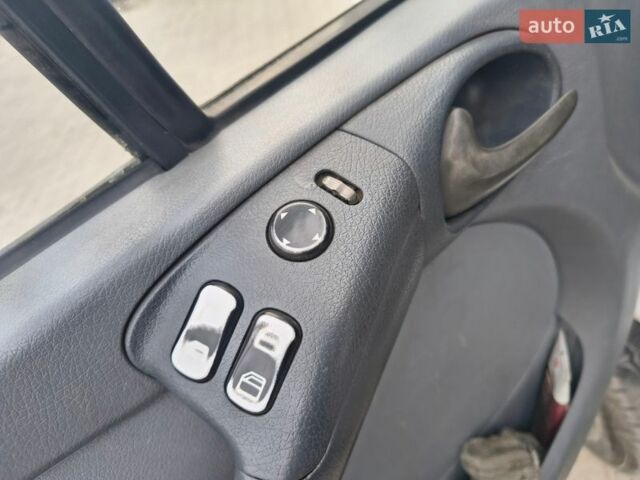 Білий Мерседес Sprinter, об'ємом двигуна 2.2 л та пробігом 450 тис. км за 4750 $, фото 7 на Automoto.ua