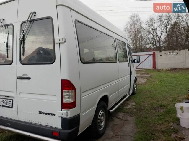 Белый Мерседес Sprinter, объемом двигателя 2.15 л и пробегом 305 тыс. км за 6900 $, фото 7 на Automoto.ua