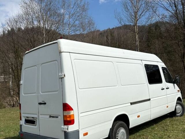 Белый Мерседес Sprinter, объемом двигателя 2.1 л и пробегом 367 тыс. км за 10500 $, фото 8 на Automoto.ua