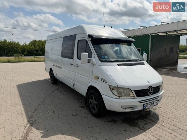 Білий Мерседес Sprinter, об'ємом двигуна 2.15 л та пробігом 100 тис. км за 8250 $, фото 2 на Automoto.ua